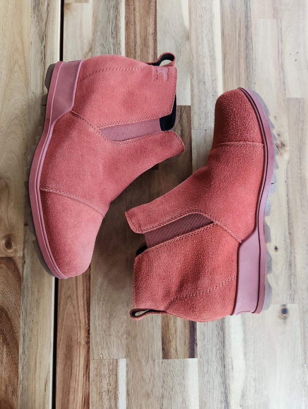 Sorel Evie Waterproof Suede Pull-On Chelsea Boots in Red-Orange